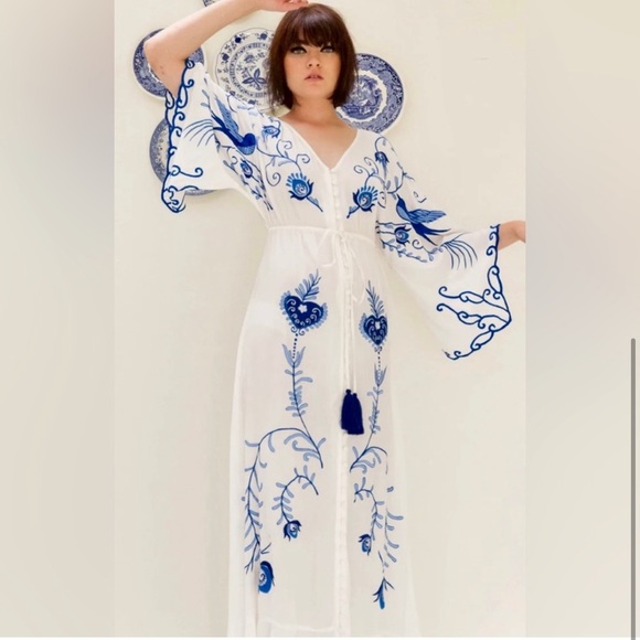 5 Star ⭐️ Favorite Boho Embroidered Blu Hearts Magic Kimono Blue Bird Maxi Dress - Picture 3 of 14